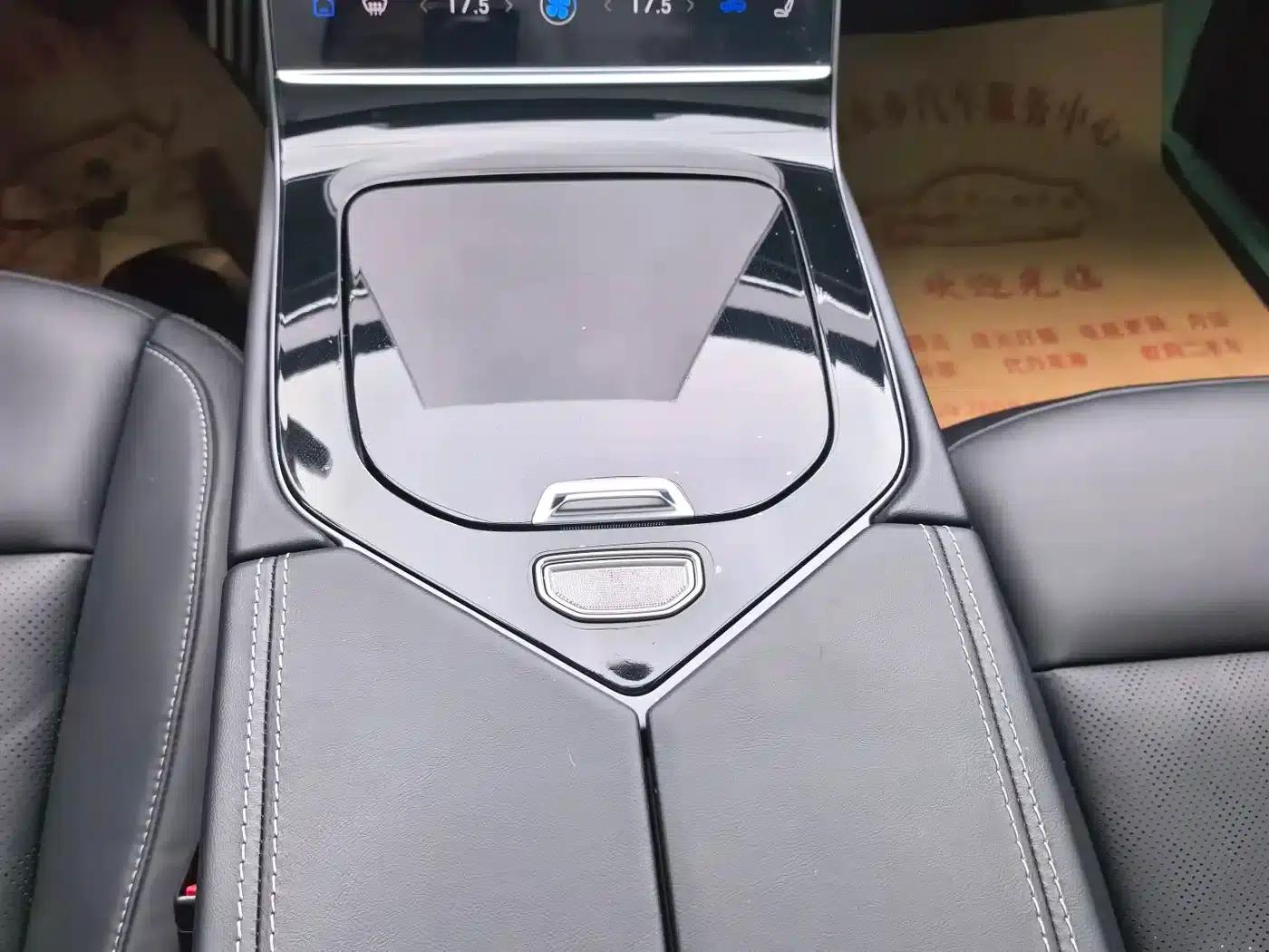 Nezha S 2022 Range Extended Edition, 1160km, Rear-Wheel Drive Mid-Range Version — миниатюра 16