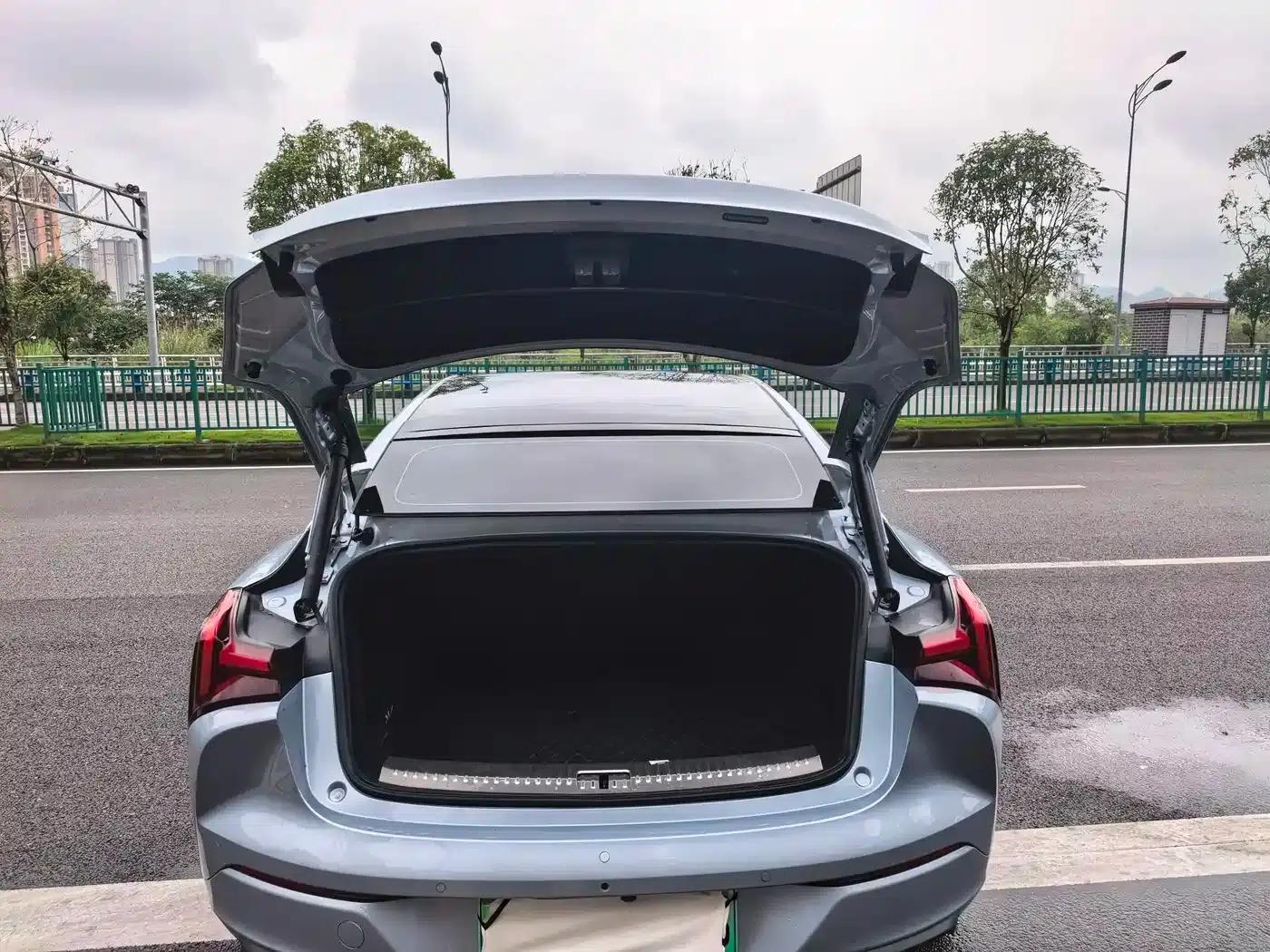 Nezha S 2022 Range Extended Edition, 1160km, Rear-Wheel Drive Mid-Range Version — миниатюра 20