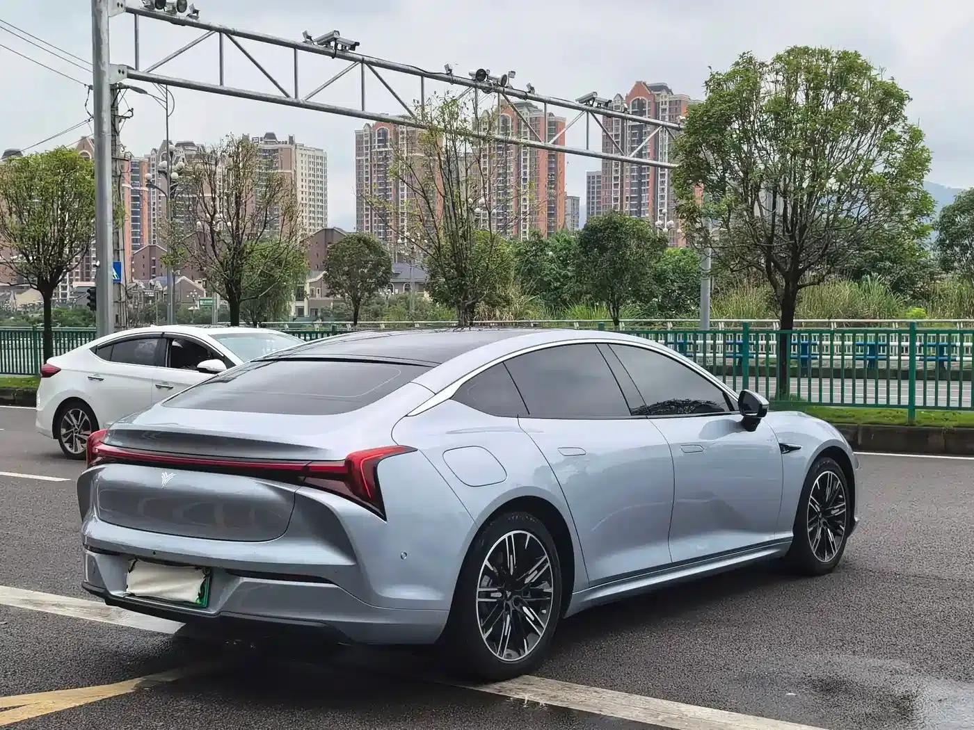 Nezha S 2022 Range Extended Edition, 1160km, Rear-Wheel Drive Mid-Range Version — миниатюра 5