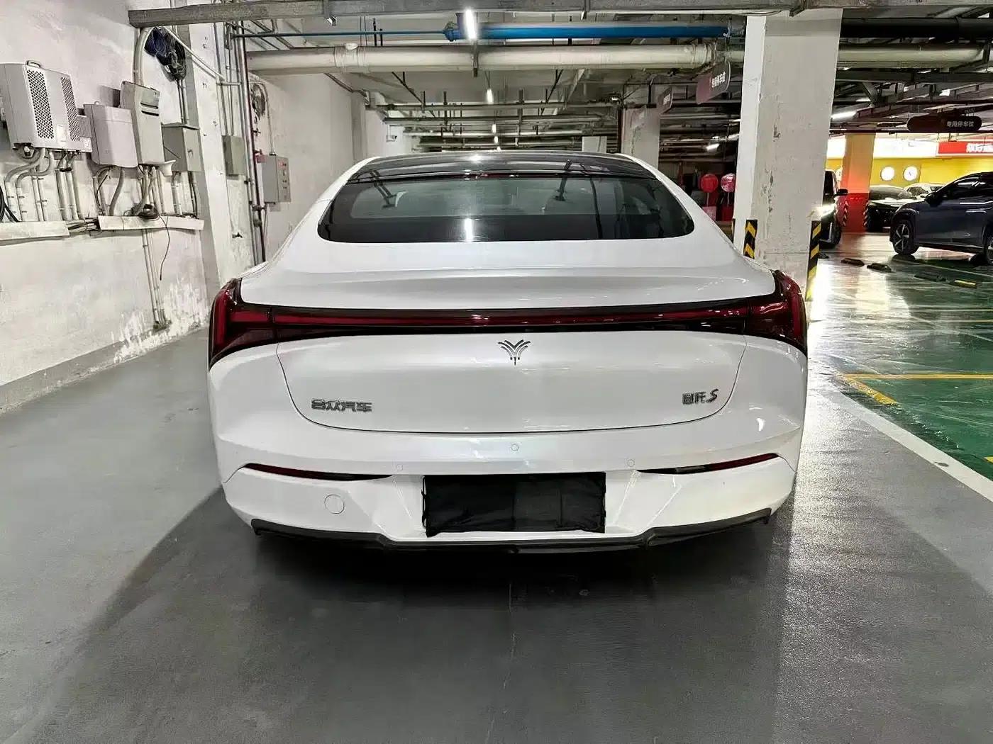 Nezha S 2022 Range Extended Version 1160km Rear-Wheel Drive Large Version — миниатюра 6