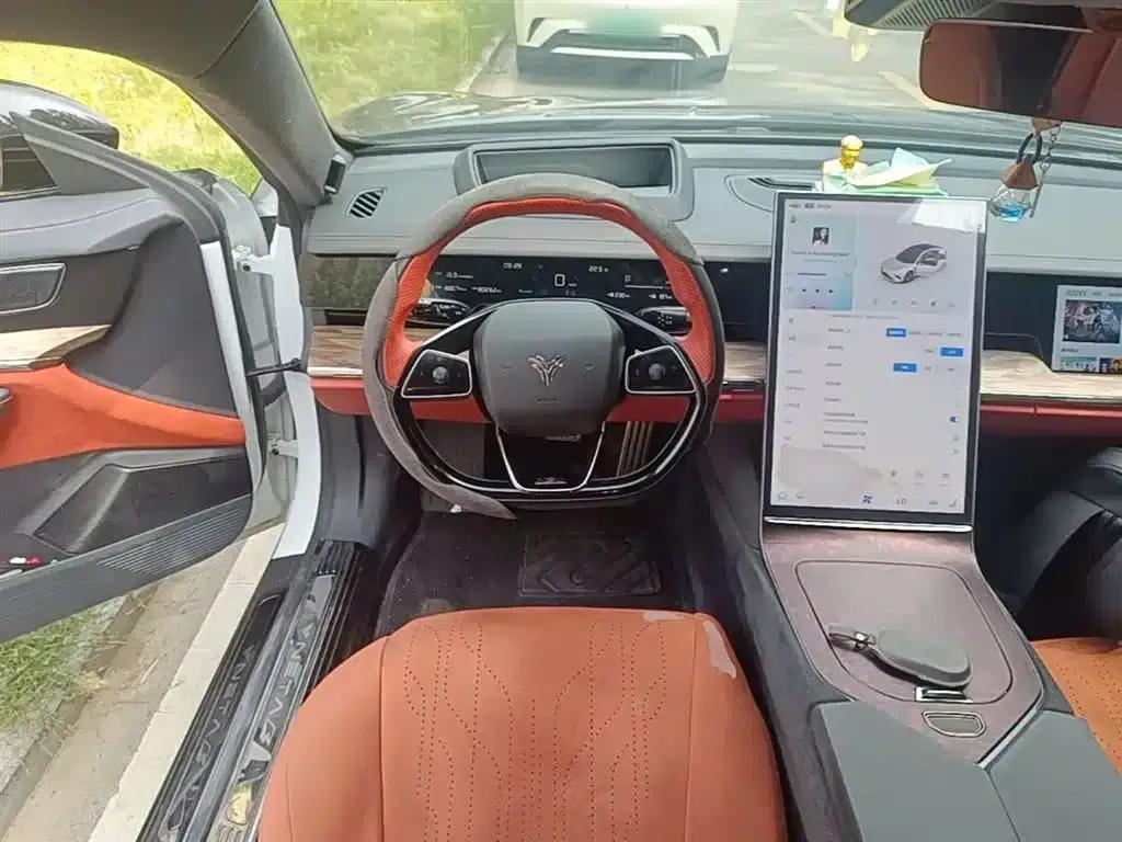Nezha S 2022 Range Extended Edition, 1160km, Rear-Wheel Drive Mid-Range Version — миниатюра 11