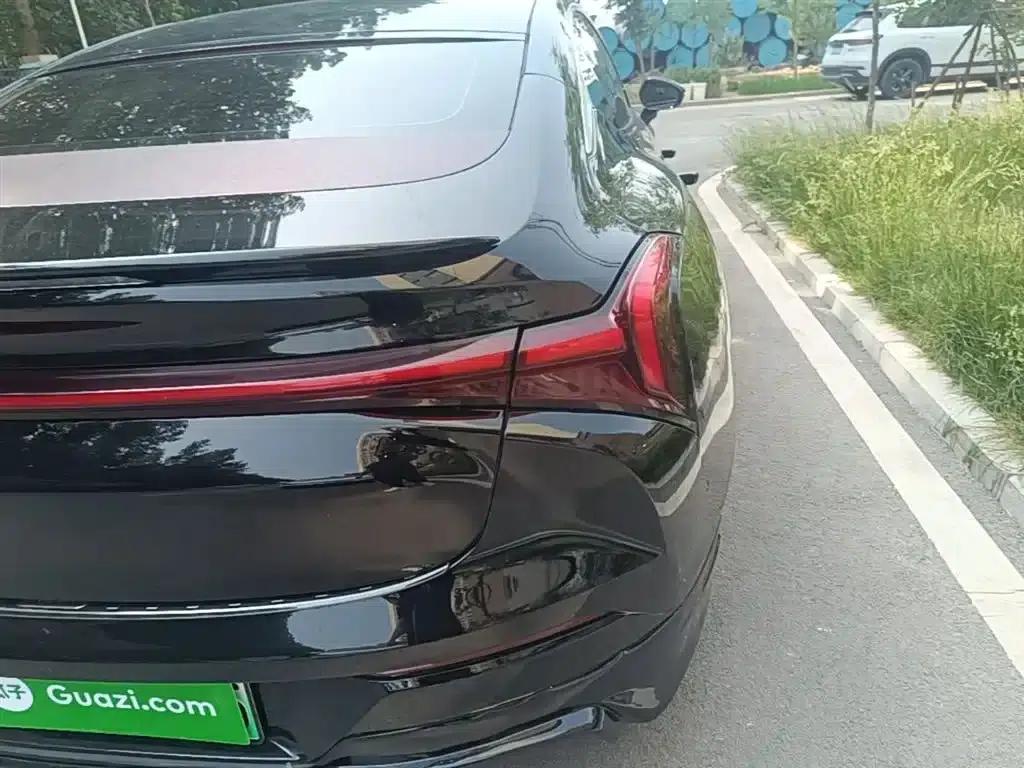 Nezha S 2022 Range Extended Edition, 1160km, Rear-Wheel Drive Mid-Range Version — миниатюра 8
