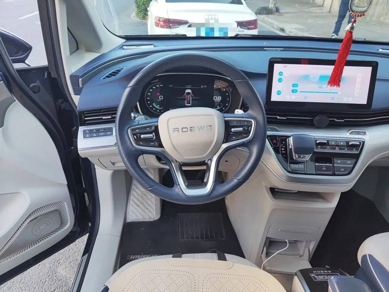 Roewe iMAX8 2022 400TGI Prestige Edition — миниатюра 11