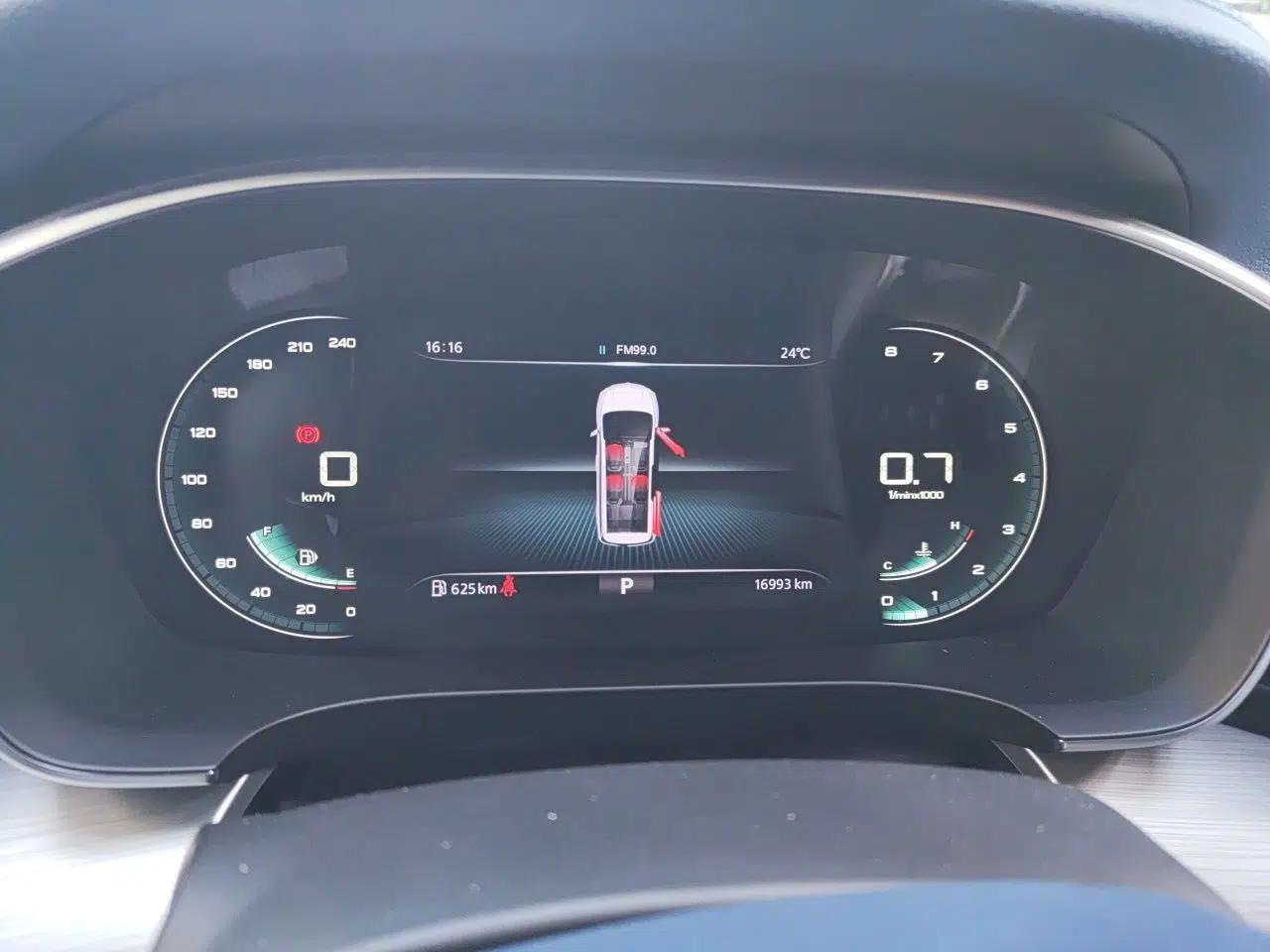 Roewe iMAX8 2022 400TGI Prestige Edition — миниатюра 12