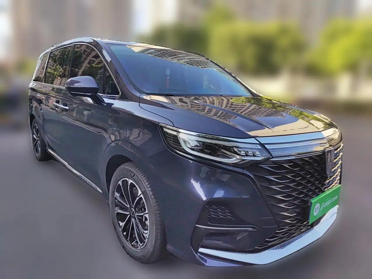 Roewe iMAX8 2022 400TGI Prestige Edition — миниатюра 3