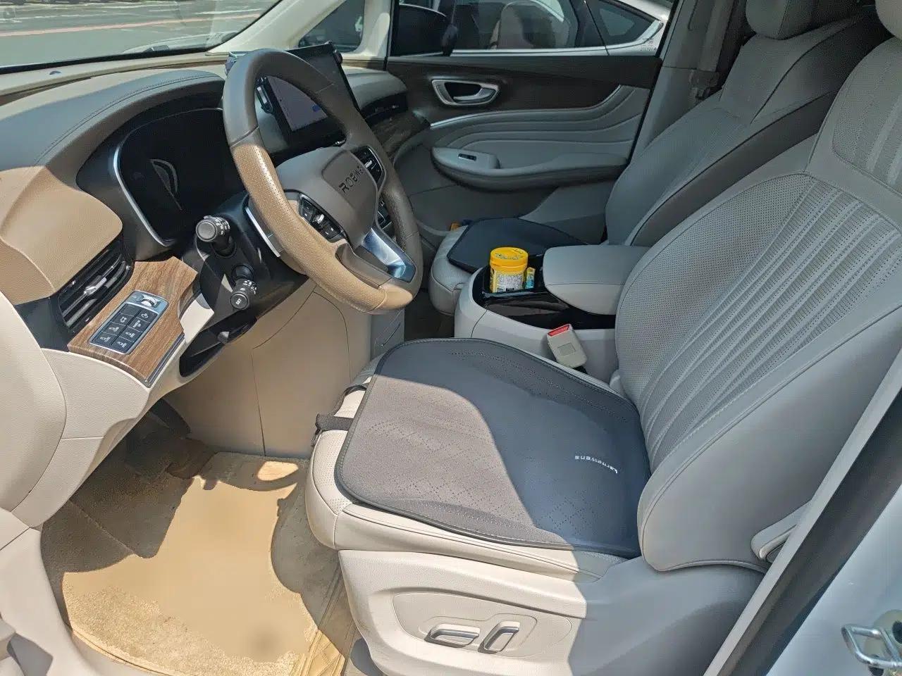 Roewe iMAX8 2023 400TGI Comfort Edition — миниатюра 16