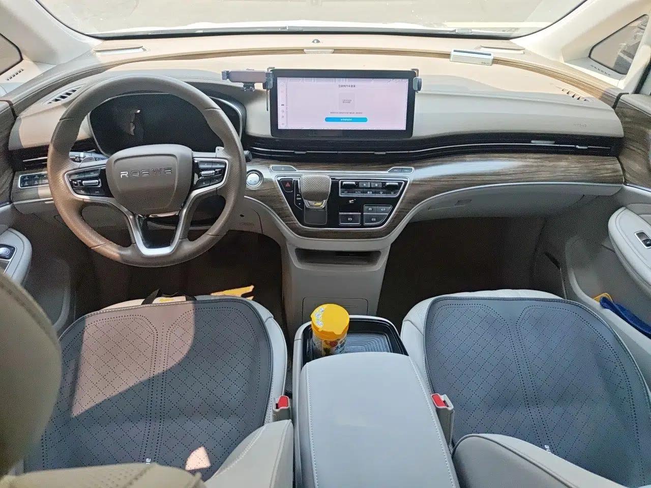 Roewe iMAX8 2023 400TGI Comfort Edition — миниатюра 10