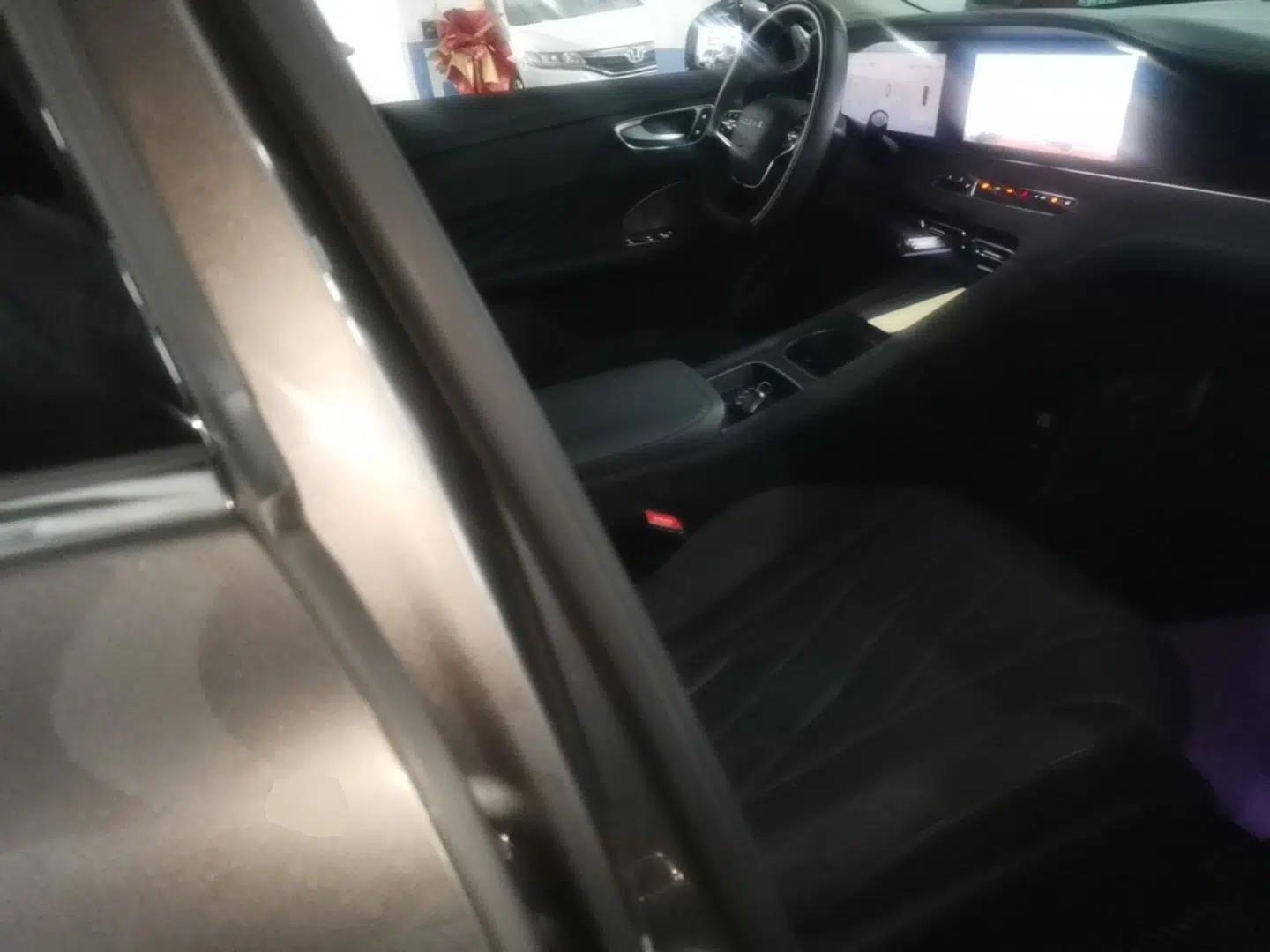 Roewe D7 2023 DMH 125km Excellence Edition — миниатюра 23