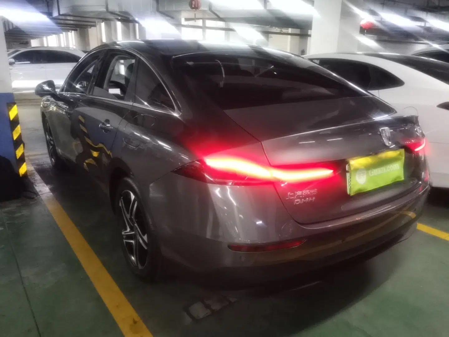 Roewe D7 2023 DMH 125km Excellence Edition — миниатюра 4