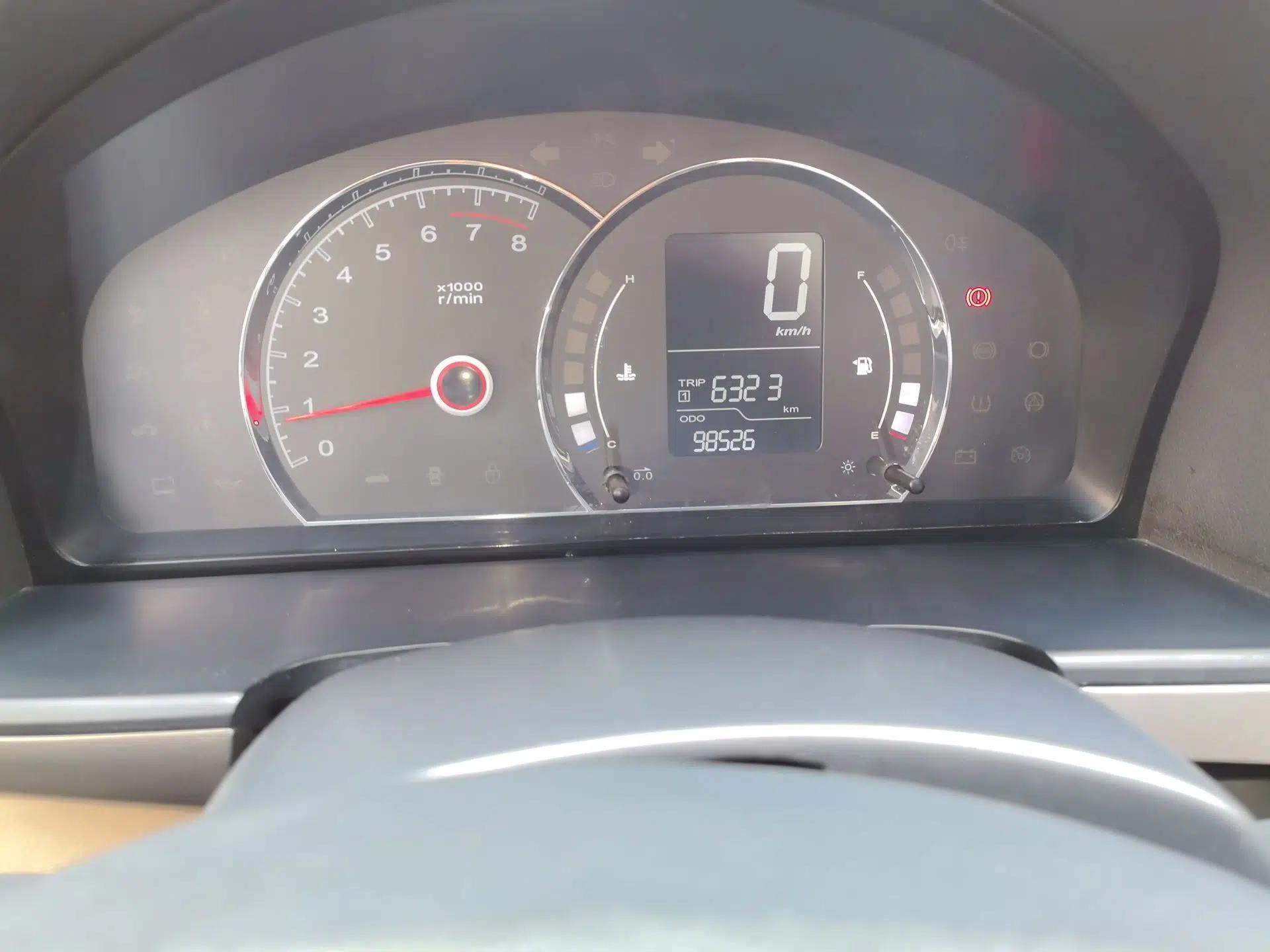 Roewe 350 2013 350S 1.5L Manual Xunchi Edition — миниатюра 13