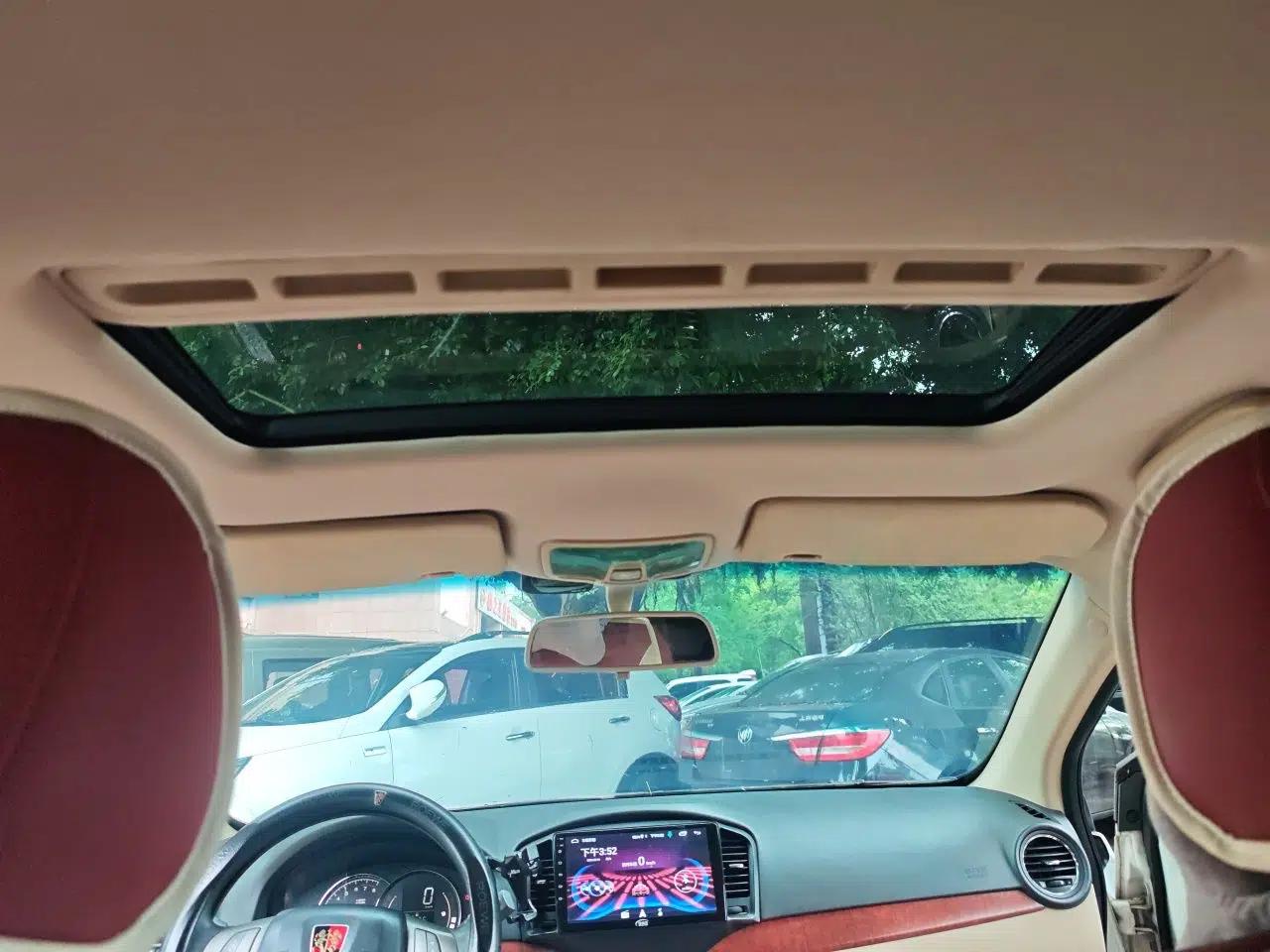 Roewe 350 2011 350S 1.5L Automatic Xunyue Edition — миниатюра 19