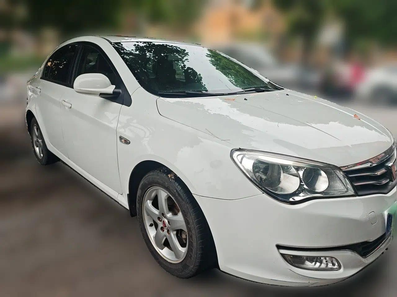 Roewe 350 2011 350S 1.5L Automatic Xunyue Edition — миниатюра 3