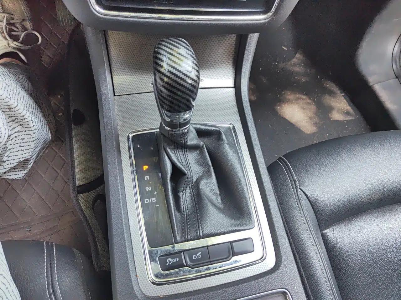 Roewe i6 2018 20T Automatic Flagship Edition — миниатюра 15