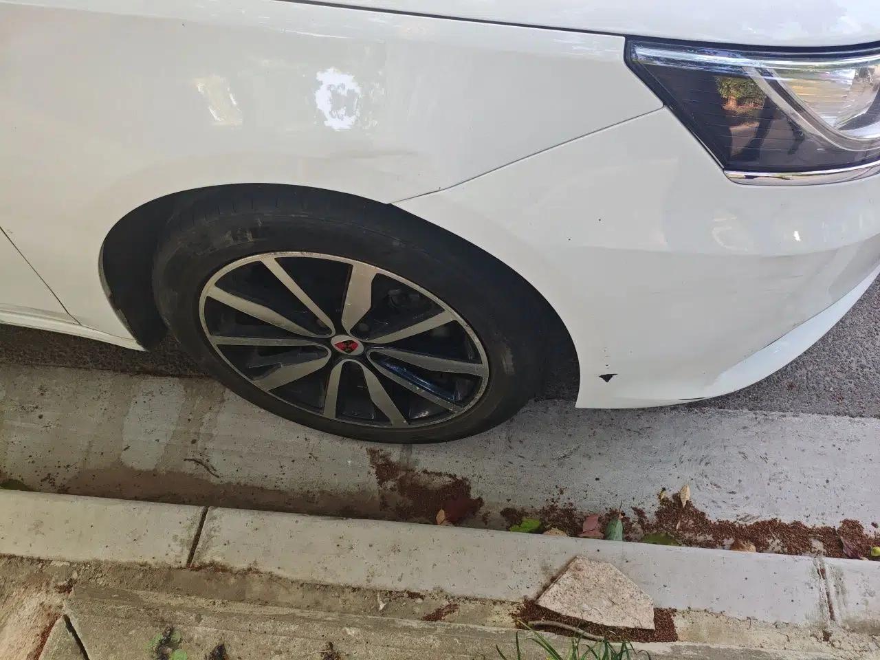 Roewe i6 2018 20T Automatic Flagship Edition — миниатюра 8
