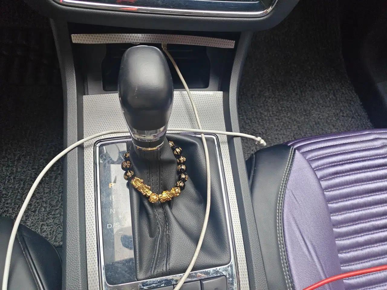 Roewe i6 2020 PLUS 1.6L CVT 4G Connected Glory Flagship Edition — миниатюра 15