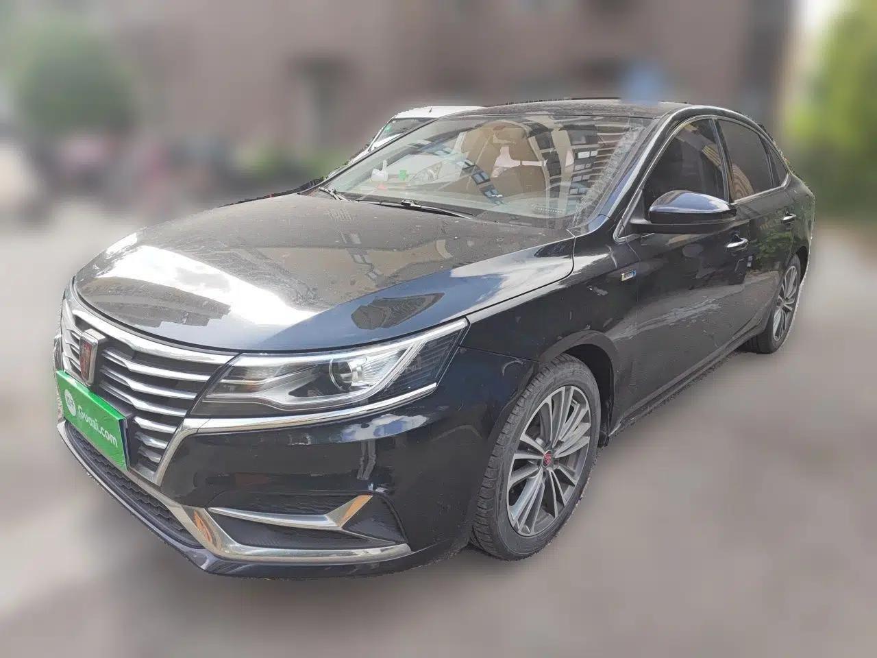 Roewe i6 2019 PLUS 1.6L CVT 4G Connected Flagship Deluxe Edition — миниатюра 1