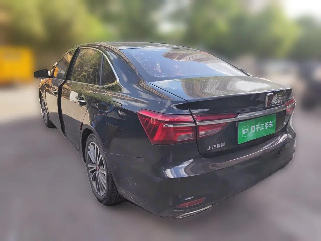 Roewe i6 2019 PLUS 1.6L CVT 4G Connected Flagship Deluxe Edition — миниатюра 4