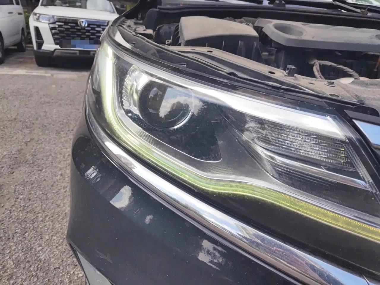 Roewe i6 2019 PLUS 1.6L CVT 4G Connected Flagship Deluxe Edition — миниатюра 7