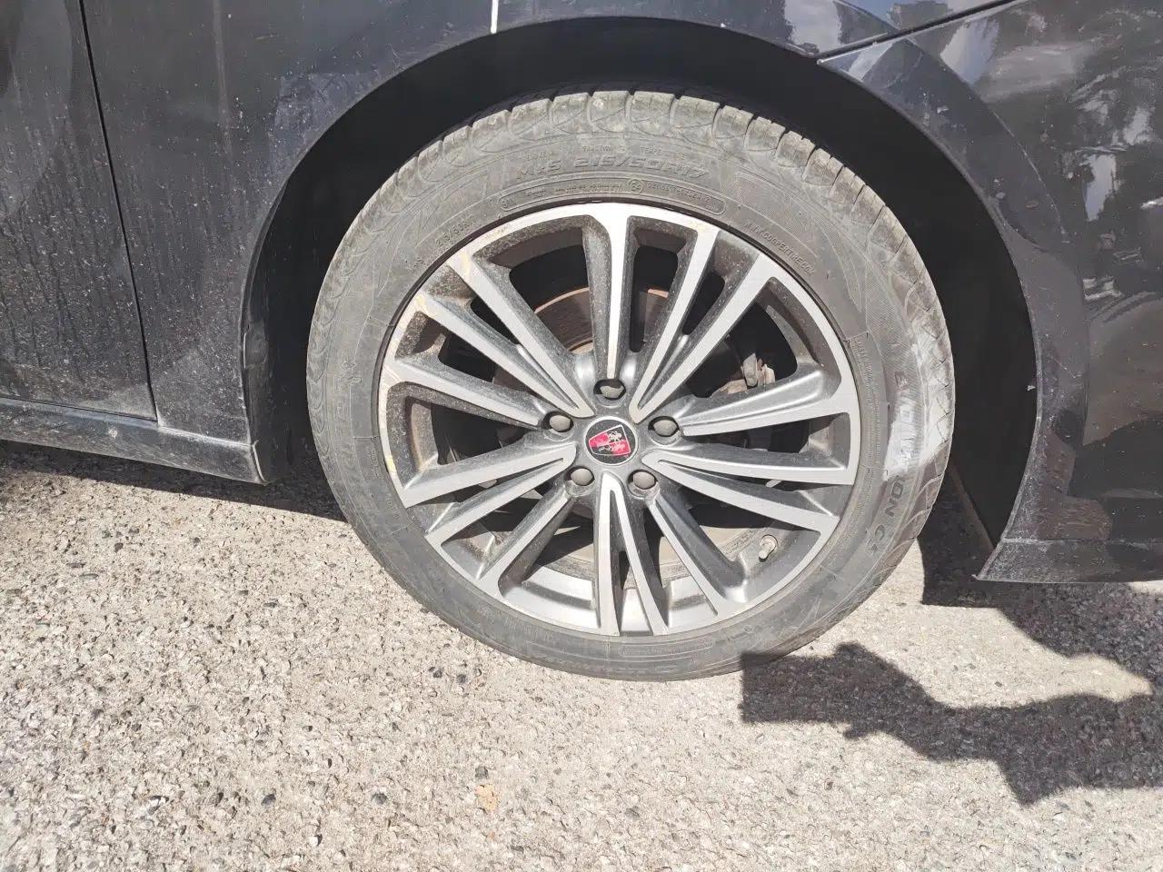 Roewe i6 2019 PLUS 1.6L CVT 4G Connected Flagship Deluxe Edition — миниатюра 8