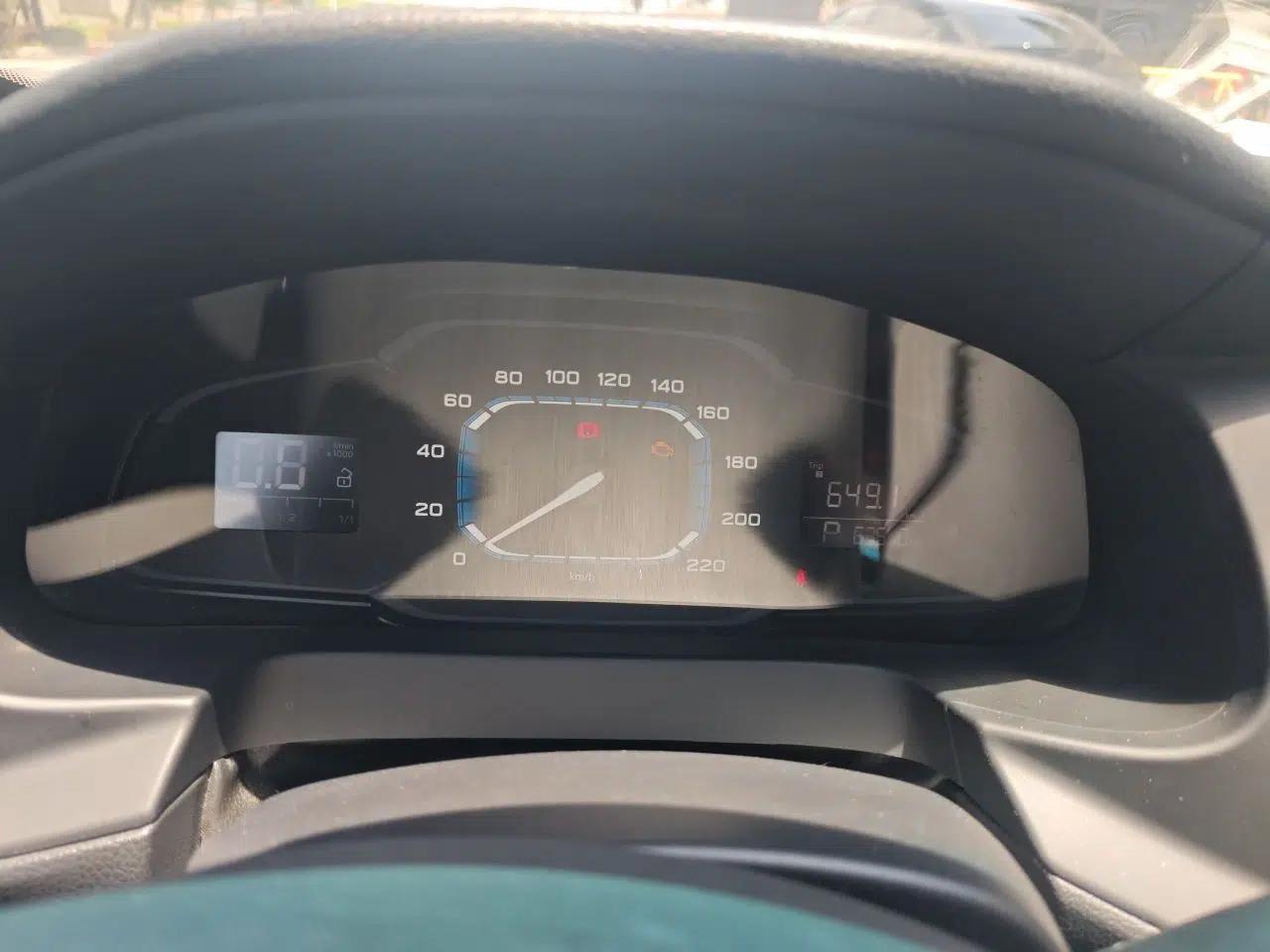 Roewe 360 2015 1.5L Automatic Luxury Edition — миниатюра 12