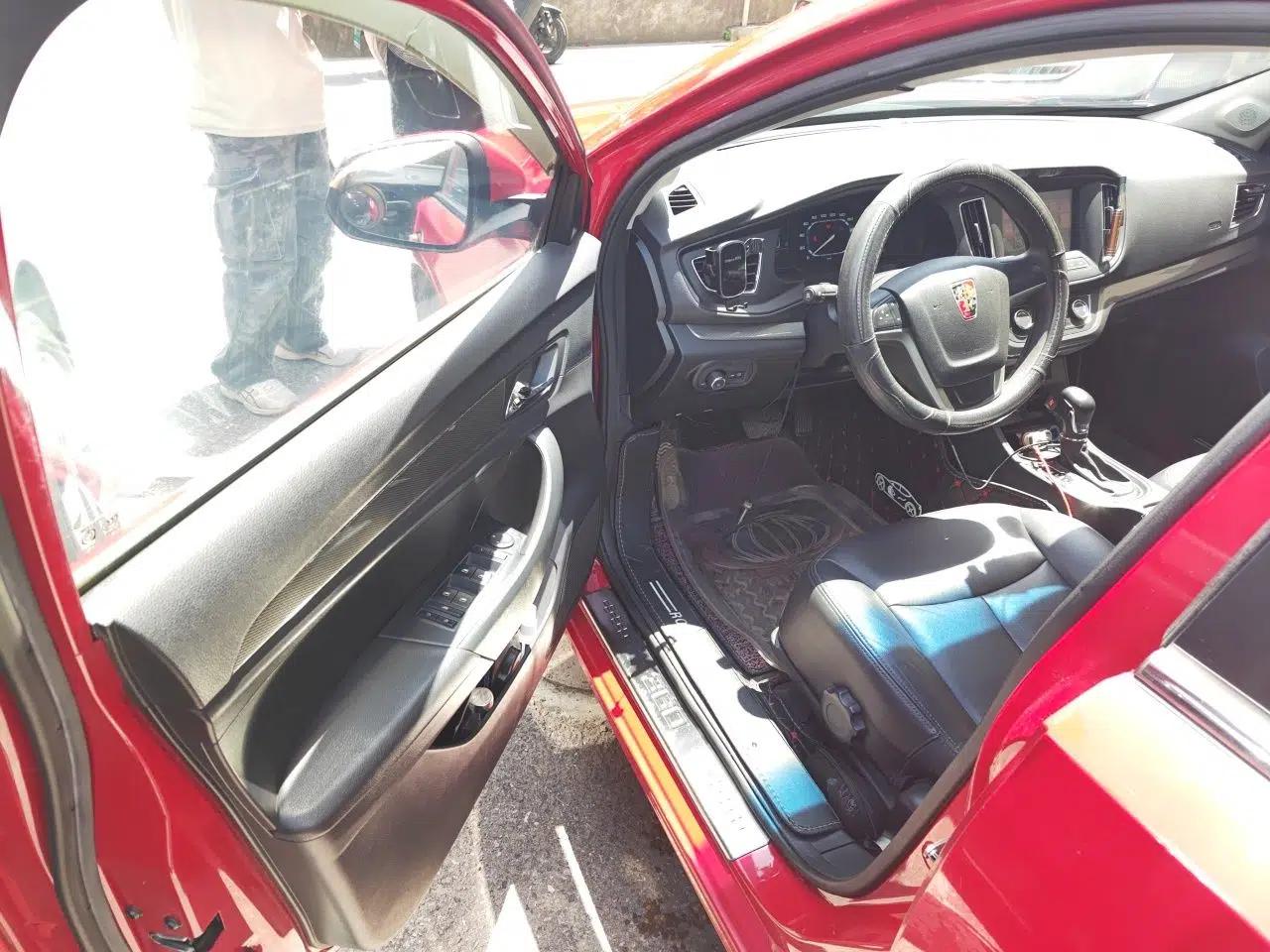 Roewe 360 2015 1.5L Automatic Luxury Edition — миниатюра 17