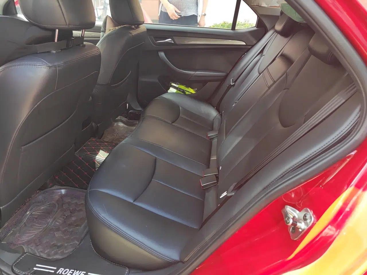 Roewe 360 2015 1.5L Automatic Luxury Edition — миниатюра 18