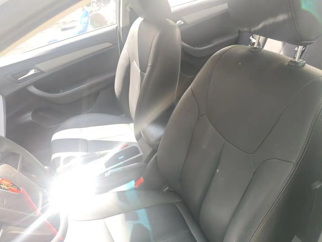 Roewe 360 2016 1.5L Automatic Smart Screen Version — миниатюра 16
