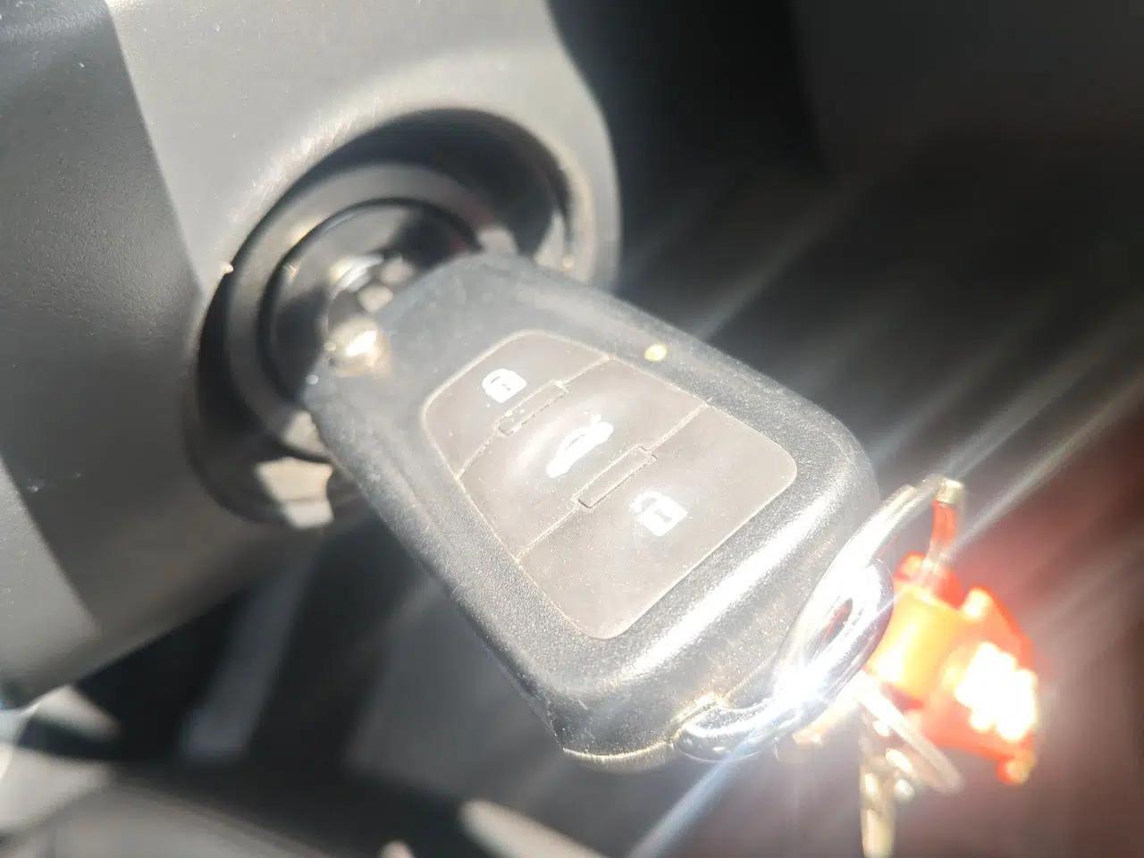 Roewe 360 2016 1.5L Automatic Smart Screen Version — миниатюра 9