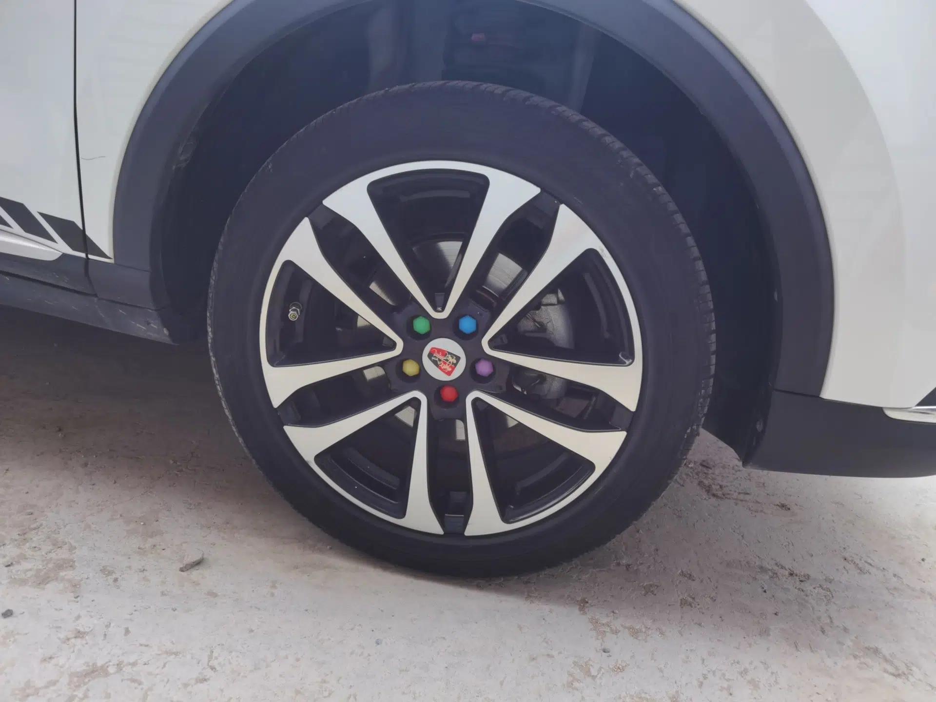 Roewe RX3 2018 1.6L CVT Flagship Edition — миниатюра 8