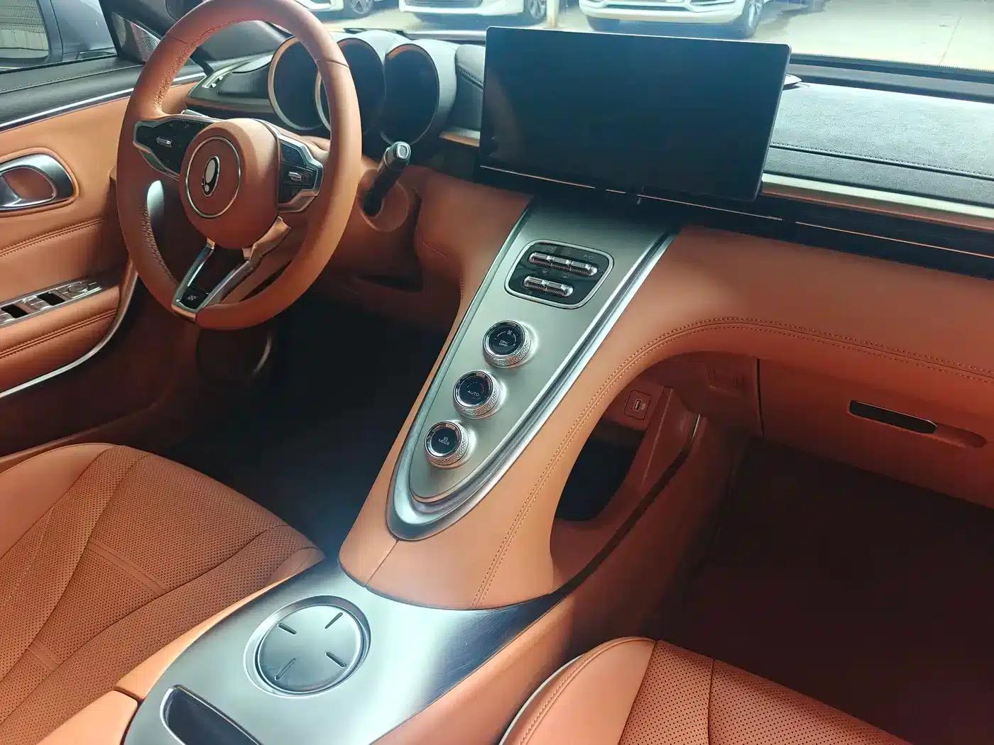 ORA Lightning Cat 2022 555km Luxury Edition — миниатюра 11