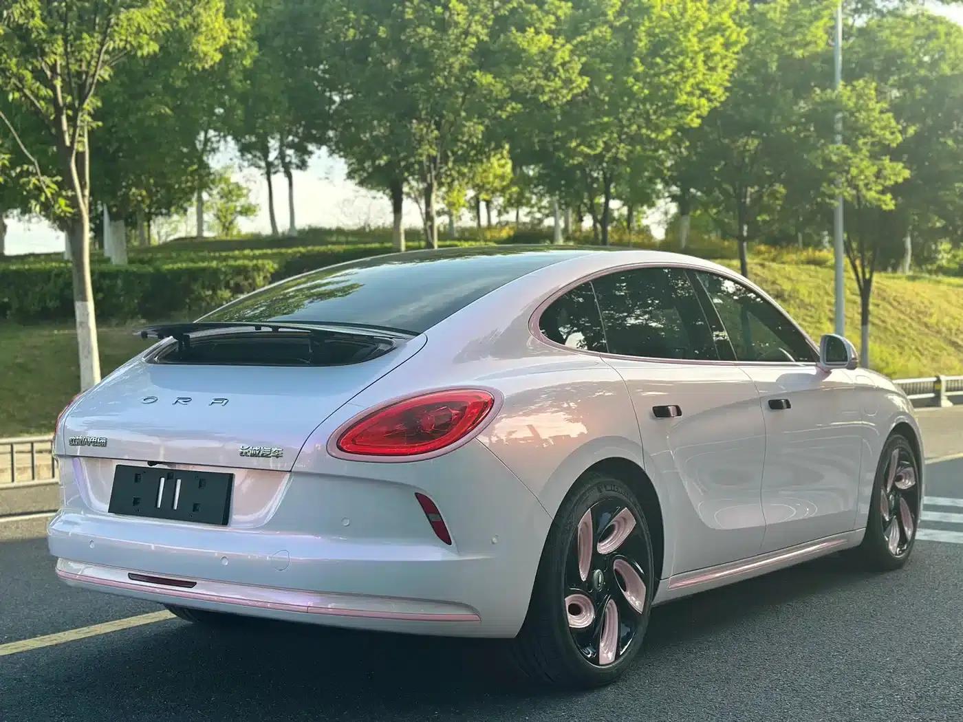 ORA Lightning Cat 2022 555km Premium Edition — миниатюра 5
