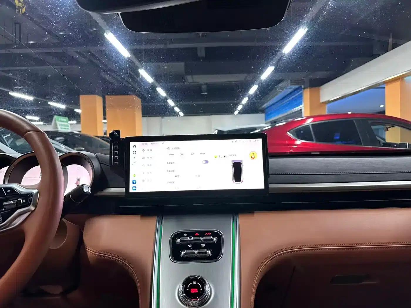 ORA Lightning Cat 2022 555km Premium Edition — миниатюра 11