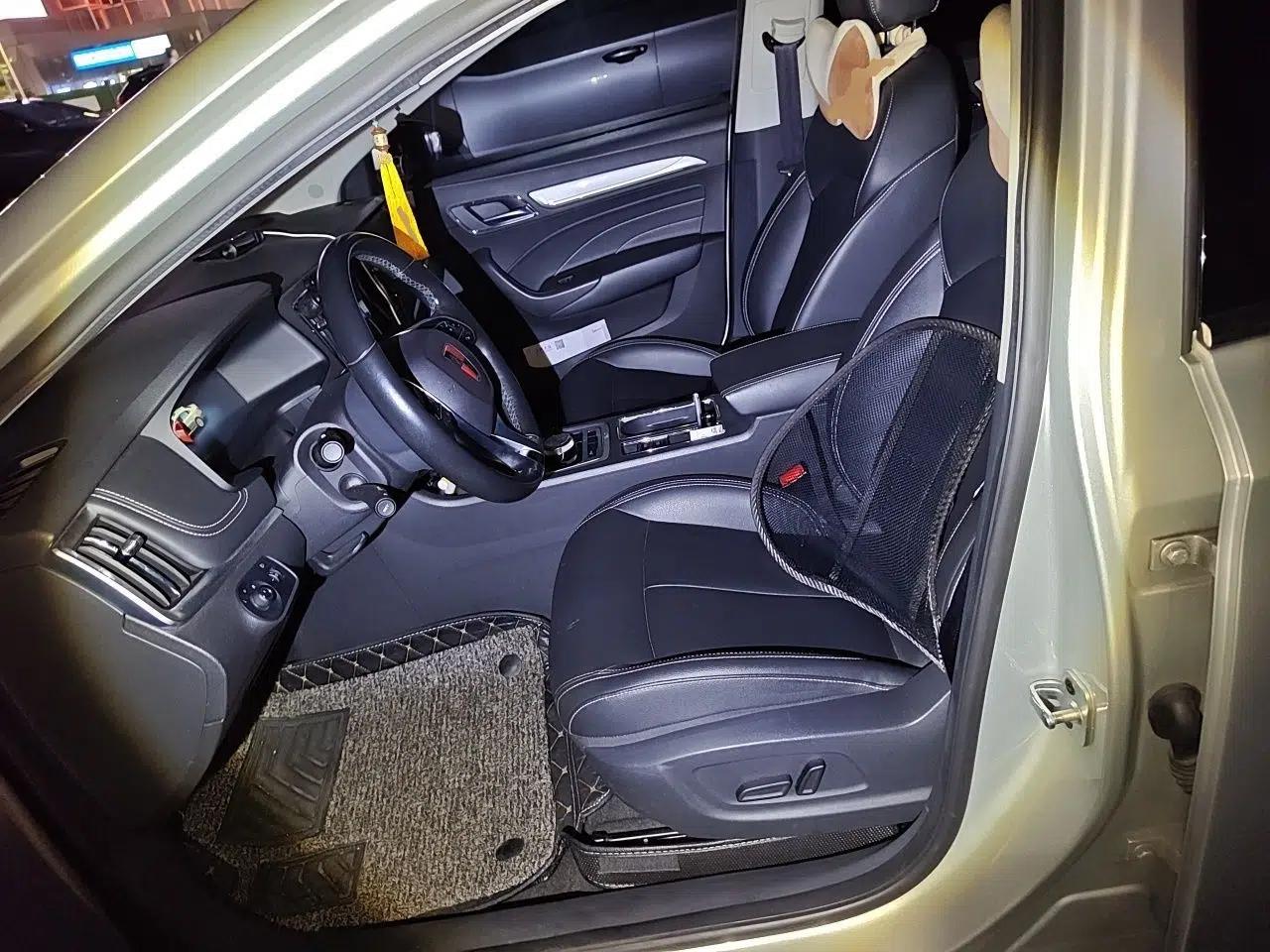Roewe i6 New Energy 2017 45T Hybrid Connect & Smart Enjoyment Edition — миниатюра 16