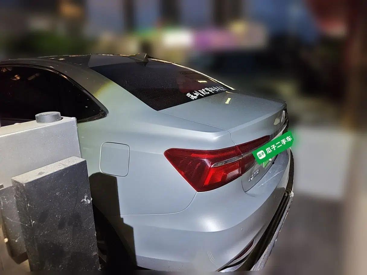 Roewe i6 New Energy 2017 45T Hybrid Connect & Smart Enjoyment Edition — миниатюра 5