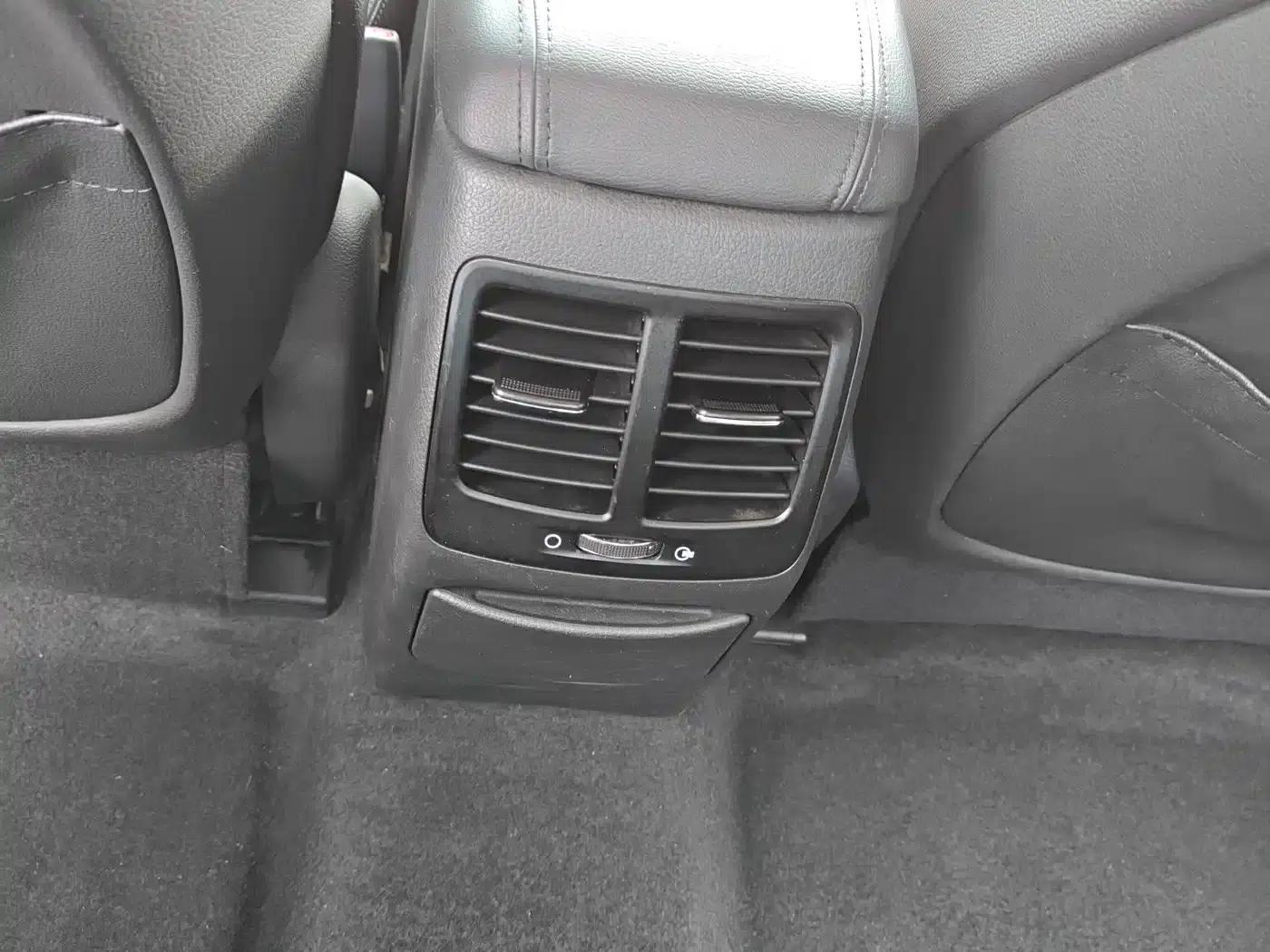 Kia K5 2012 2.0L Automatic Premium — миниатюра 14