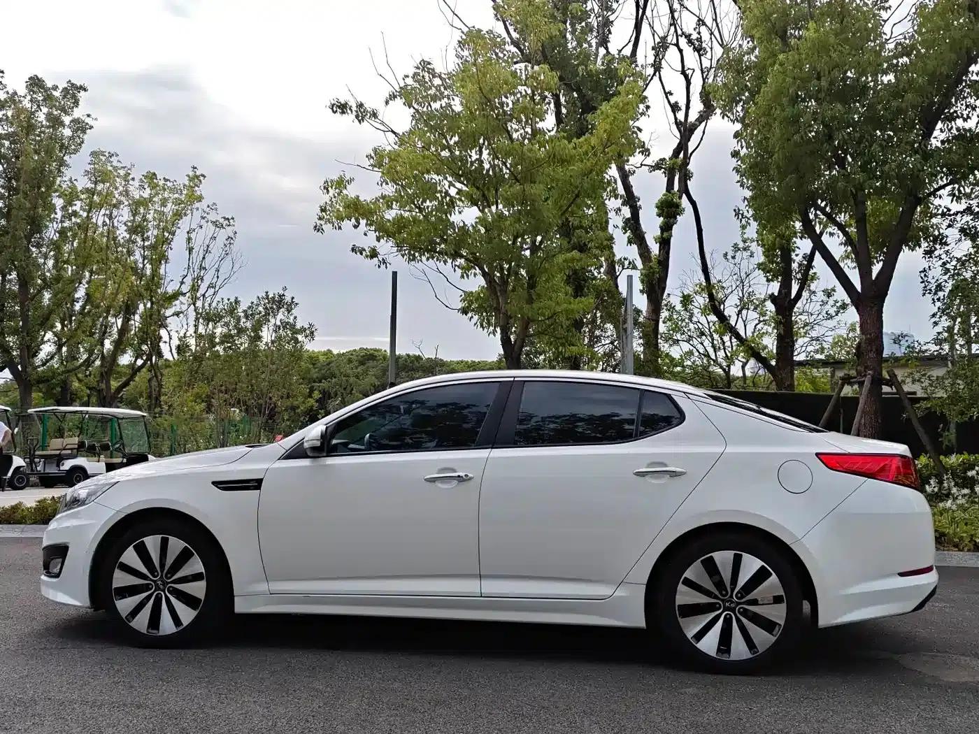 Kia K5 2012 2.0L Automatic Premium — миниатюра 4