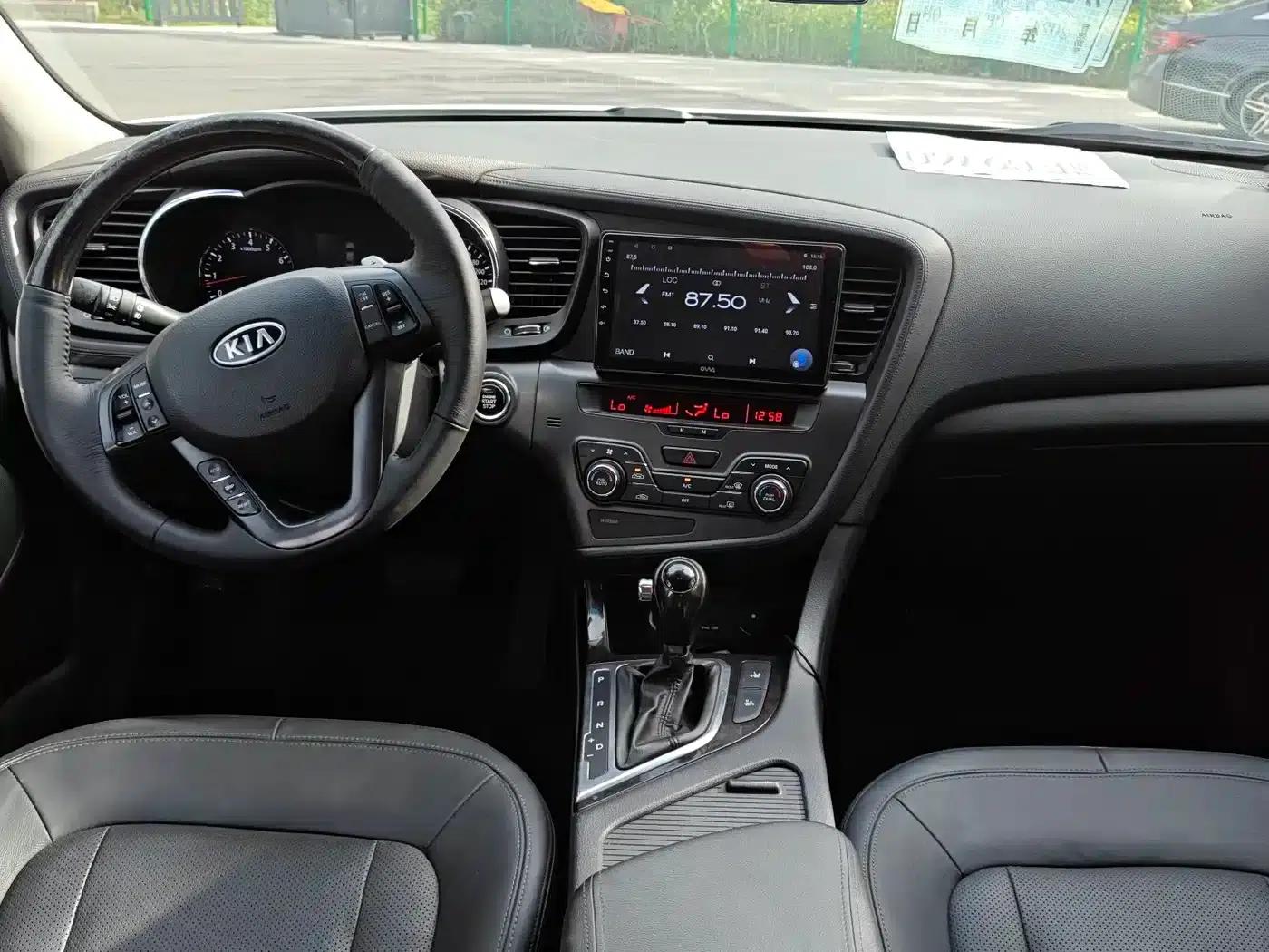 Kia K5 2012 2.0L Automatic Premium — миниатюра 9