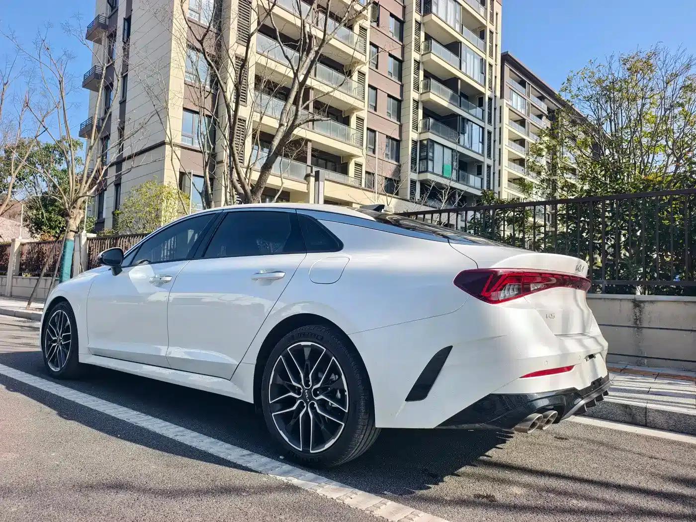Kia K5 2025 2.0T Flagship Edition — миниатюра 5