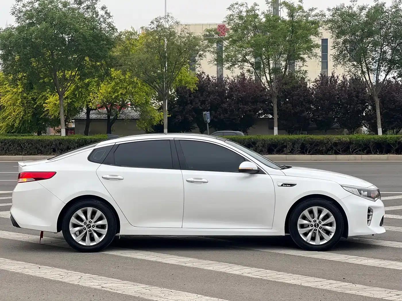 Kia K5 2016 1.6T Automatic LUX — миниатюра 19