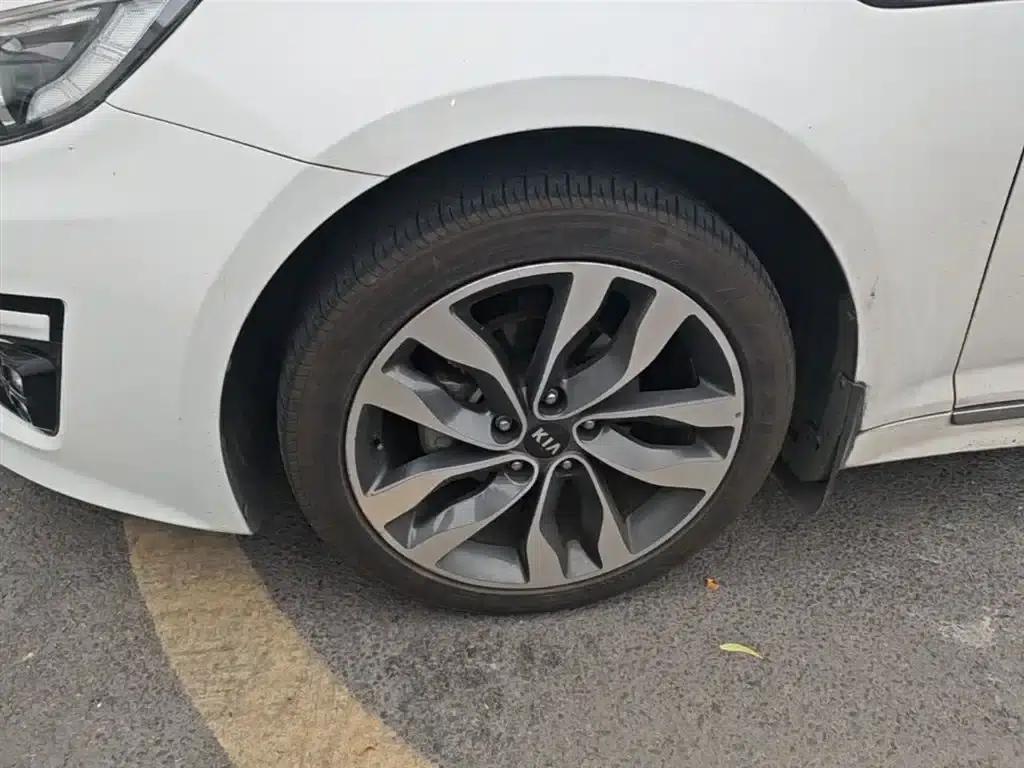 Kia K5 2015 2.0L Automatic Special — миниатюра 23