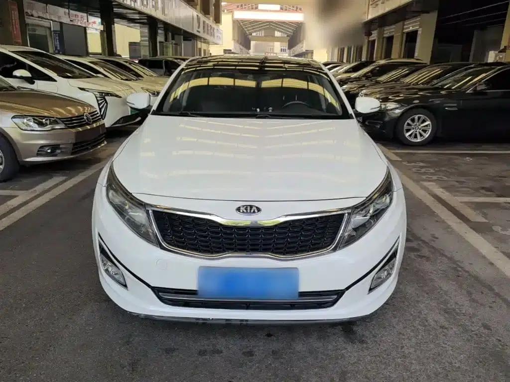 Kia K5 2014 2.0L Automatic Luxury — миниатюра 3