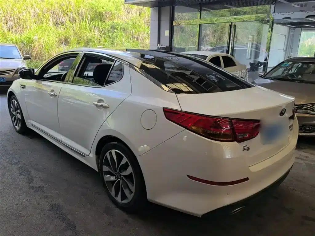 Kia K5 2014 2.0L Automatic Luxury — миниатюра 5