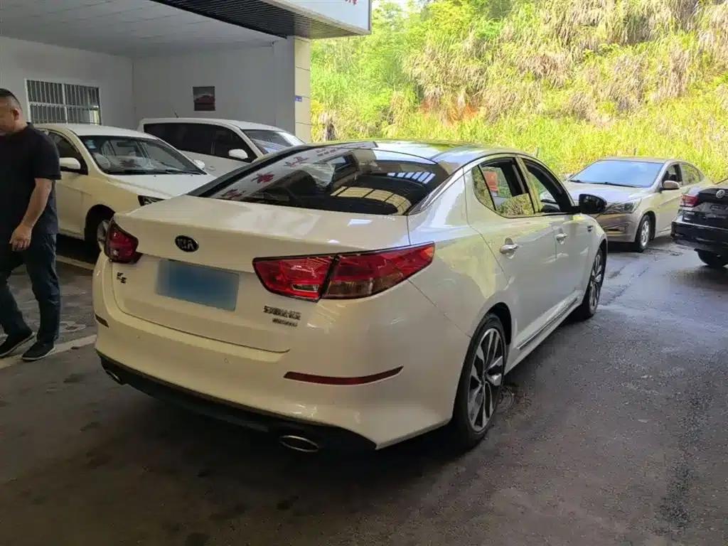 Kia K5 2014 2.0L Automatic Luxury — миниатюра 7