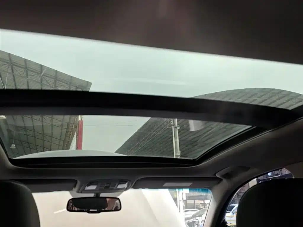 Kia K5 2016 1.6T Automatic LUX — миниатюра 18