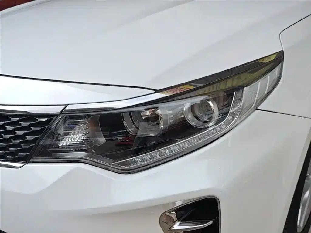 Kia K5 2016 1.6T Automatic LUX — миниатюра 24