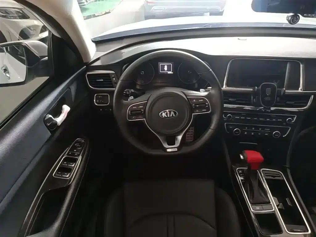 Kia K5 2016 1.6T Automatic LUX — миниатюра 11