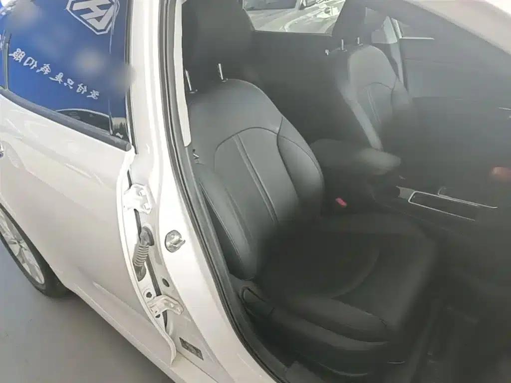 Kia K5 2016 1.6T Automatic LUX — миниатюра 25