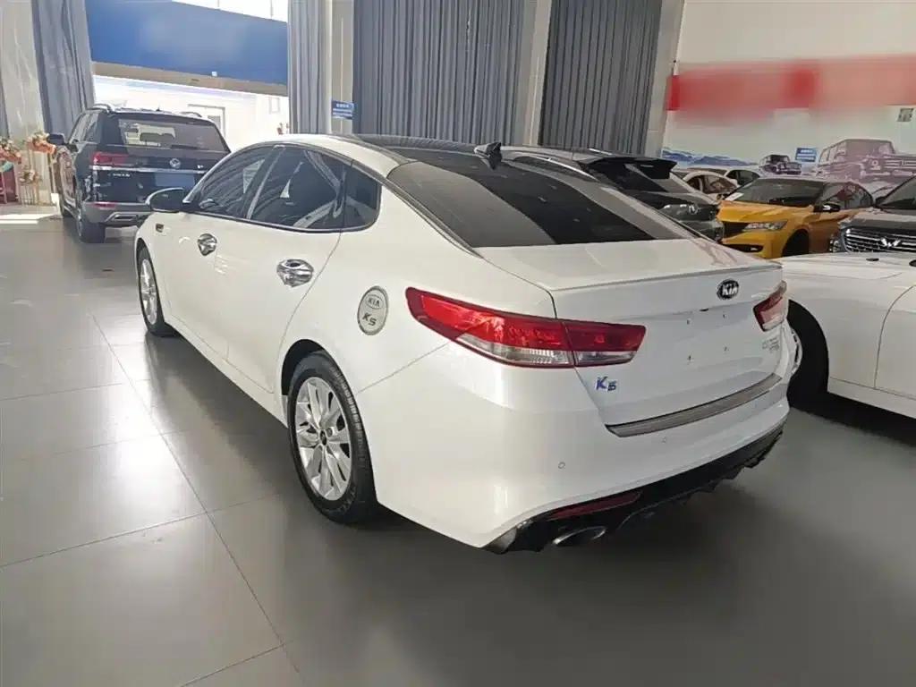Kia K5 2016 1.6T Automatic LUX — миниатюра 5
