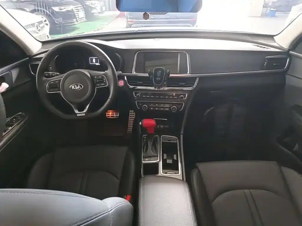 Kia K5 2016 1.6T Automatic LUX — миниатюра 10