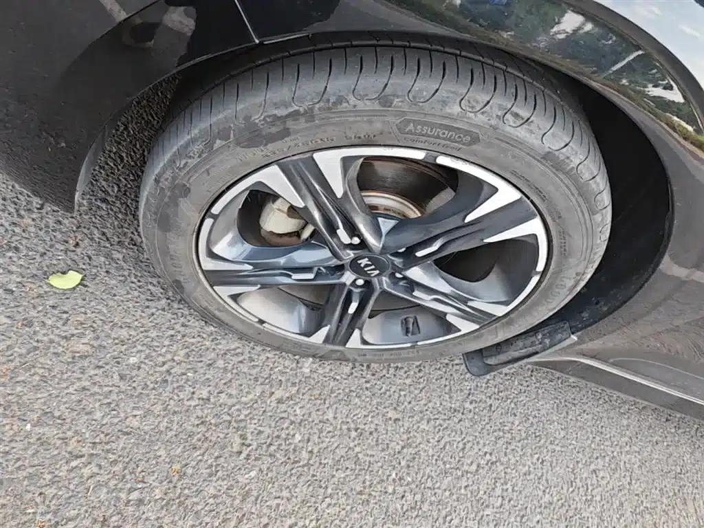 Kia K5 2020 270T CVVD Luxury Technology Edition — миниатюра 23